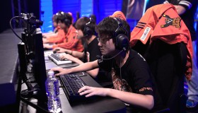 AL战队瑞士轮力克GEN，Kael波比关键开团锁定两连胜