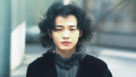 王者荣耀新辅助英雄“星辉守护者”：强力控制技能助力排位上分